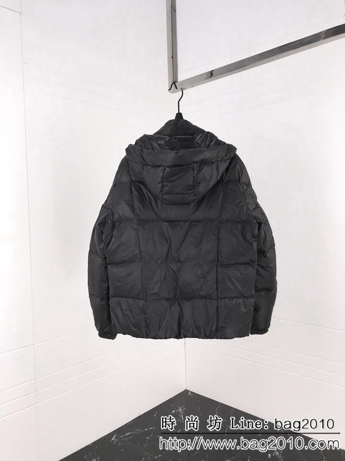 MONCLER蒙口 18SS秋冬新款 經典雙標 男款羽絨羽絨服 ydi1512